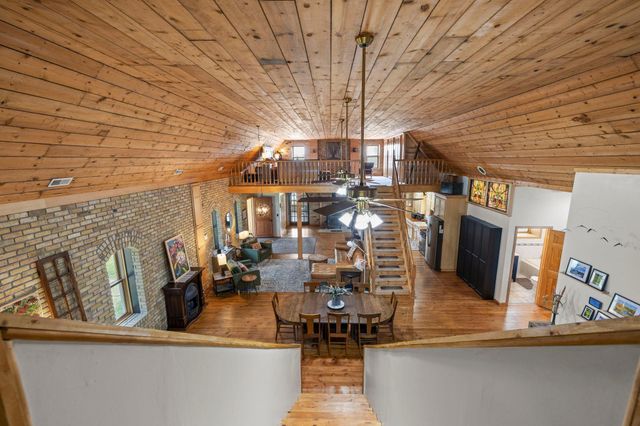 8825 Greeley Loop, Braham, MN 55006