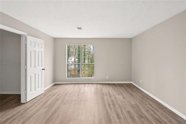 5537 Mountain Springs Circle, Stone Mountain, GA 30088