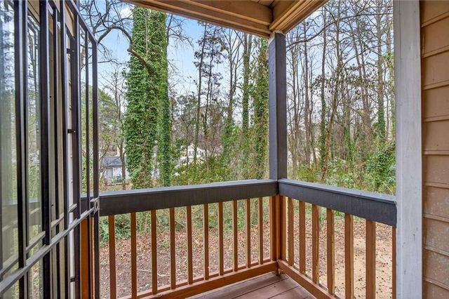 5537 Mountain Springs Circle, Stone Mountain, GA 30088