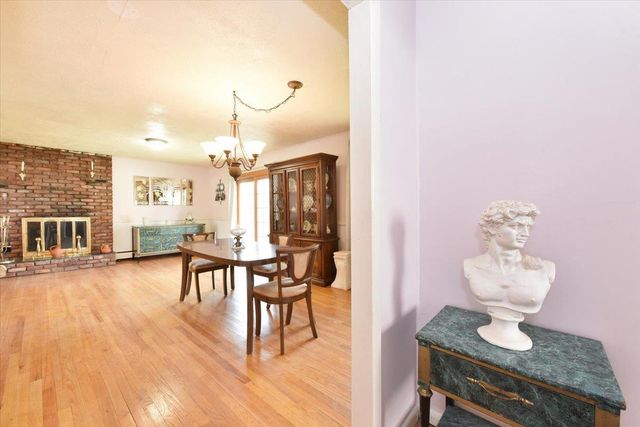 103 Arlyn Drive W, Massapequa, NY 11758