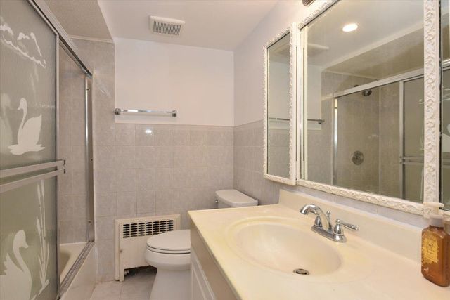 103 Arlyn Drive W, Massapequa, NY 11758