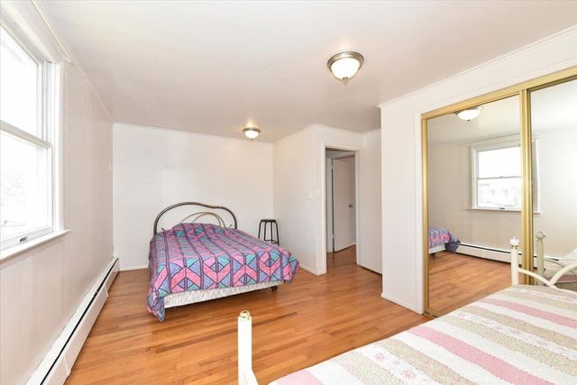 103 Arlyn Drive W, Massapequa, NY 11758