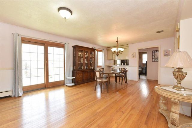103 Arlyn Drive W, Massapequa, NY 11758