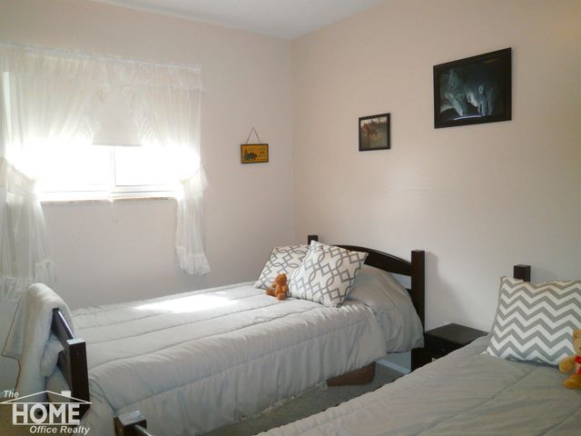 1327 Summit Street, Owosso, MI 48867