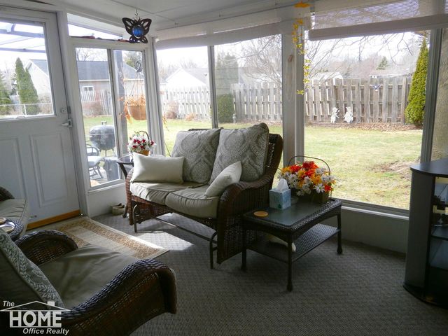 1327 Summit Street, Owosso, MI 48867