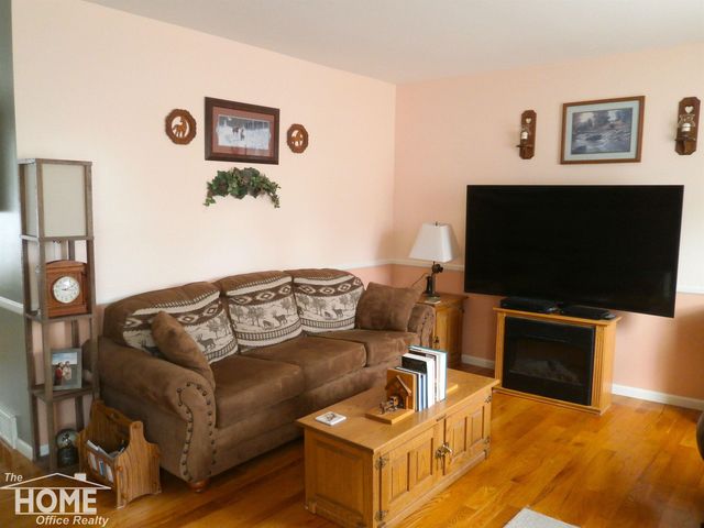 1327 Summit Street, Owosso, MI 48867