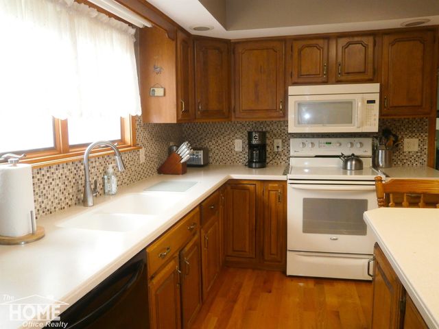 1327 Summit Street, Owosso, MI 48867