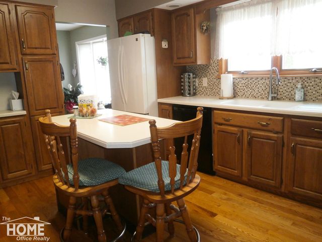 1327 Summit Street, Owosso, MI 48867