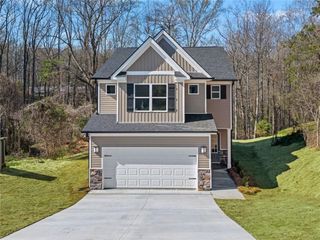 444 Highland Pointe Drive, Alto, GA 30510