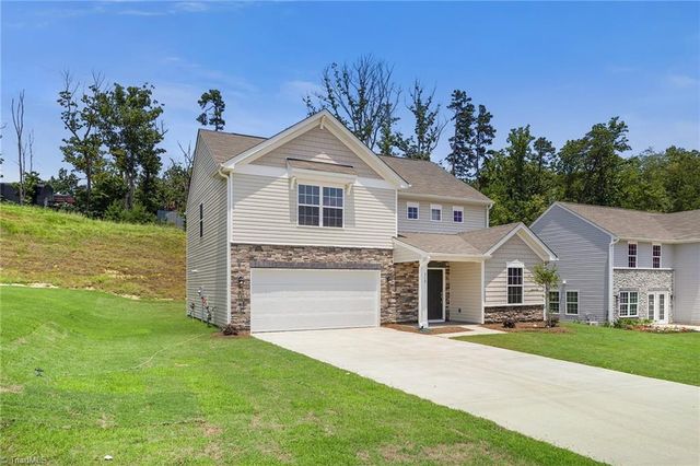 143 Primrose Street, King, NC 27021