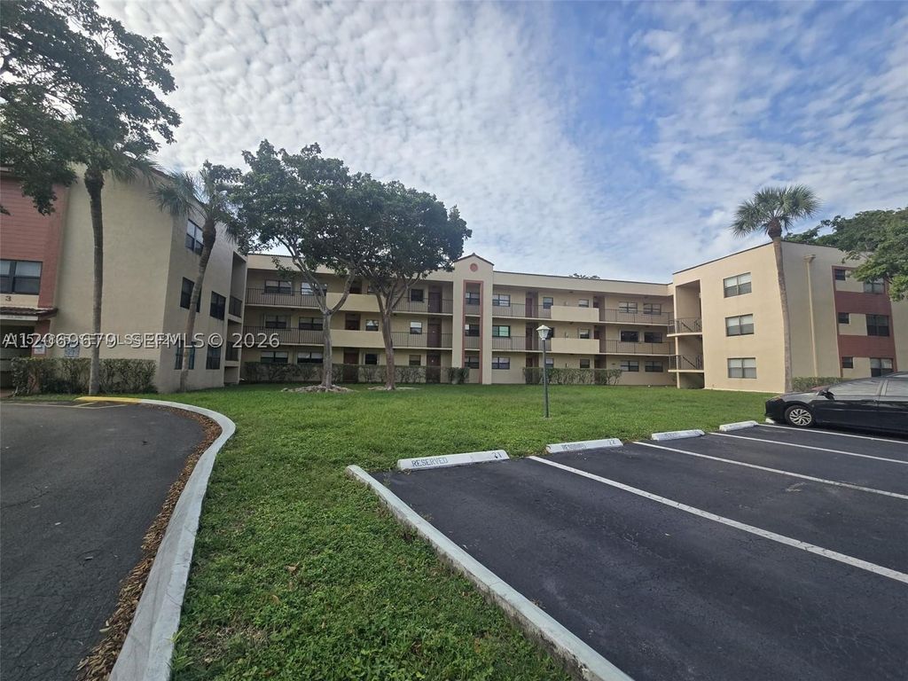 3400 Foxcroft Rd 107, Miramar, FL 33025