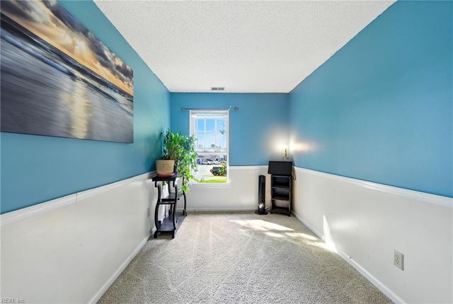285 Wexford DR W, Suffolk, VA 23434