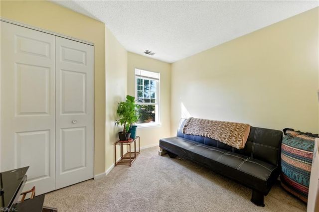 285 Wexford DR W, Suffolk, VA 23434