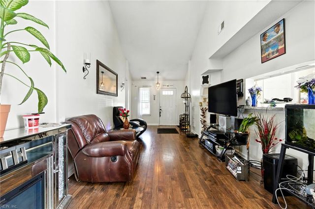 285 Wexford DR W, Suffolk, VA 23434