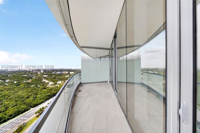 175 SE 25 Rd 2602, Miami, FL 33129