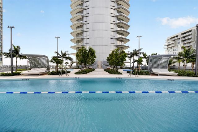 175 SE 25 Rd 2602, Miami, FL 33129