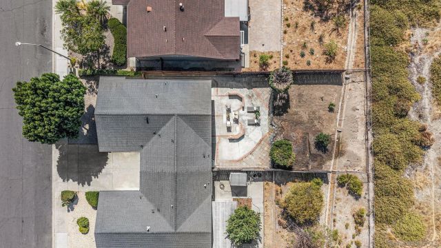 1277 Sagewood Dr, Oceanside, CA 92056