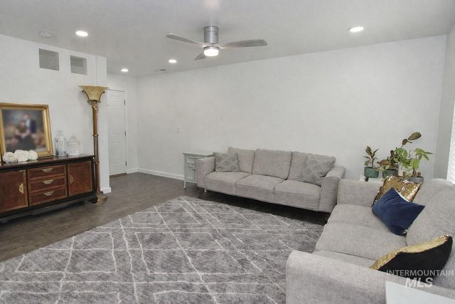 11149 W Bodie River Loop, Nampa, ID 83686