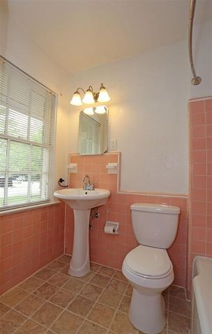 5625 Jackson Street, Houston, TX 77004