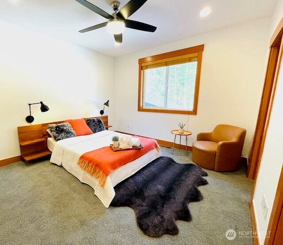 19253 E State Route 106, Belfair, WA 98528