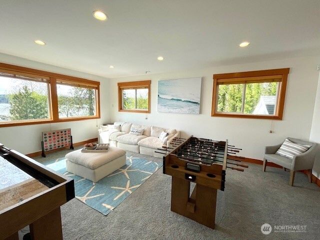 19253 E State Route 106, Belfair, WA 98528