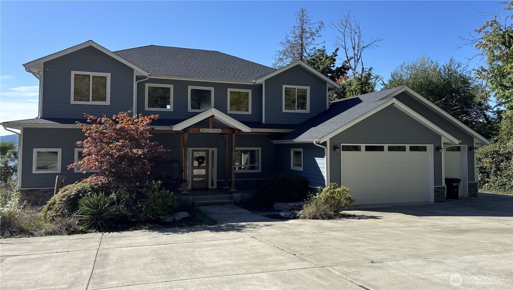 19253 E State Route 106, Belfair, WA 98528