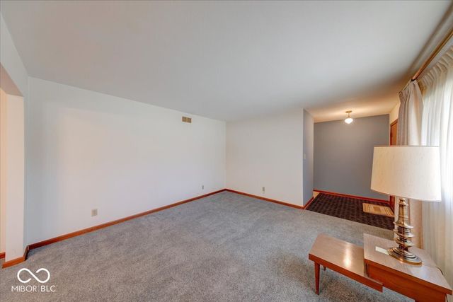 1715 Towe String Road, Indianapolis, IN 46217