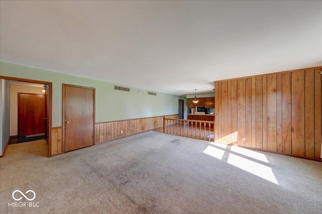 1715 Towe String Road, Indianapolis, IN 46217