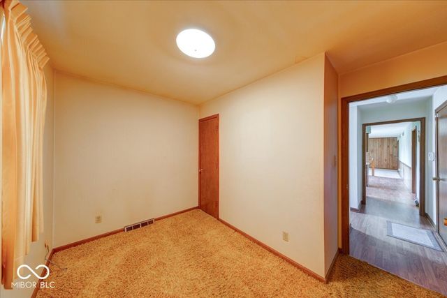 1715 Towe String Road, Indianapolis, IN 46217