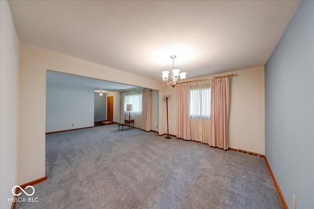 1715 Towe String Road, Indianapolis, IN 46217