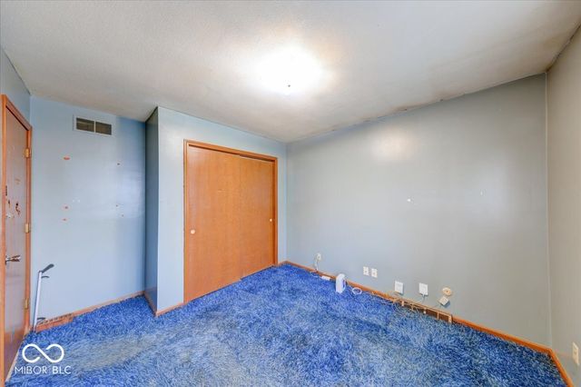 1715 Towe String Road, Indianapolis, IN 46217