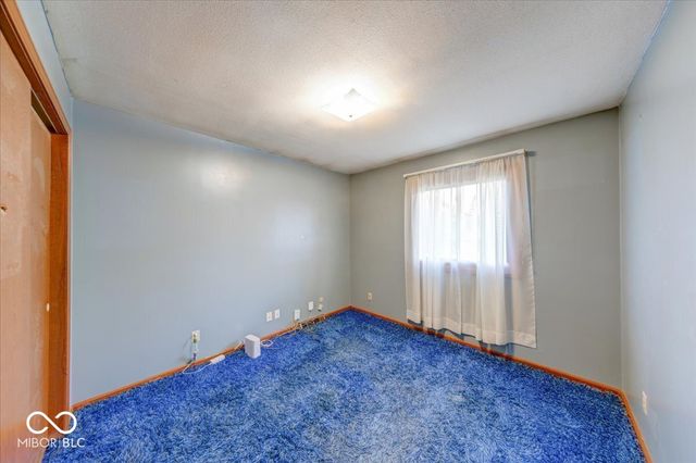 1715 Towe String Road, Indianapolis, IN 46217