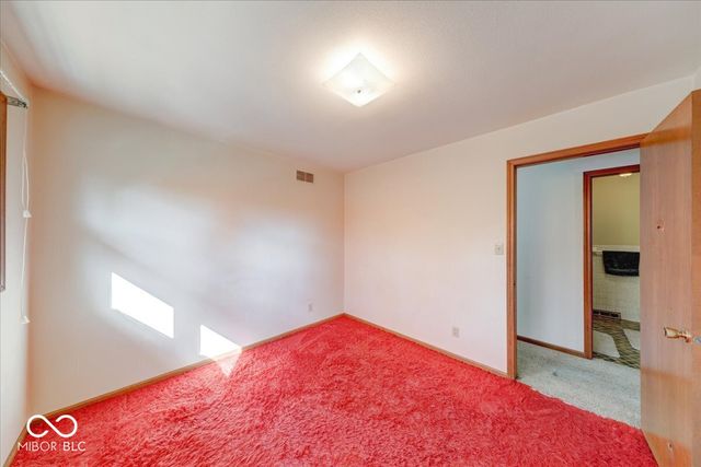 1715 Towe String Road, Indianapolis, IN 46217