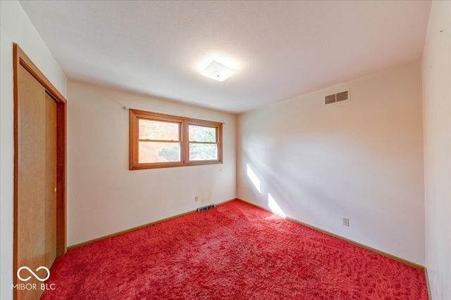 1715 Towe String Road, Indianapolis, IN 46217