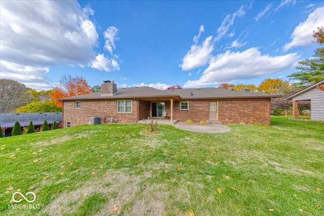 1715 Towe String Road, Indianapolis, IN 46217