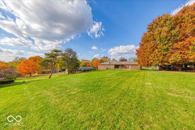 1715 Towe String Road, Indianapolis, IN 46217