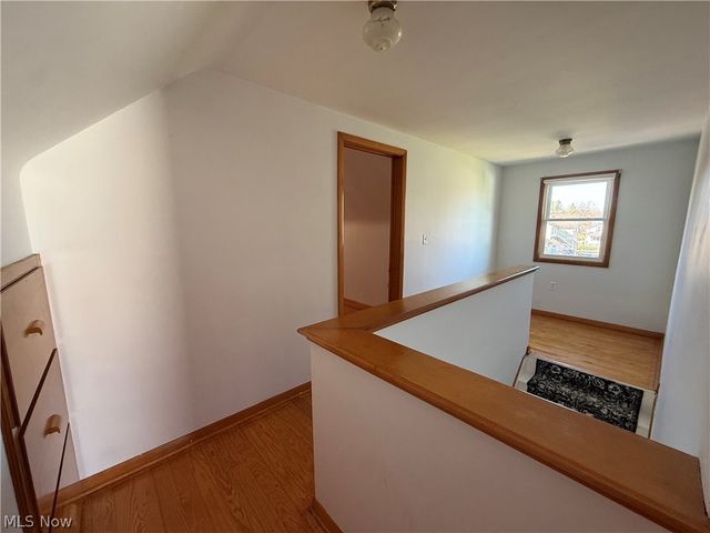 102 Furlen Court, Hubbard, OH 44425