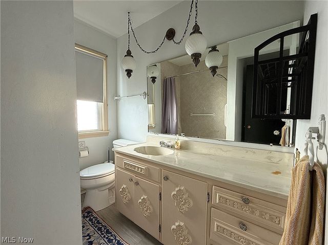 102 Furlen Court, Hubbard, OH 44425