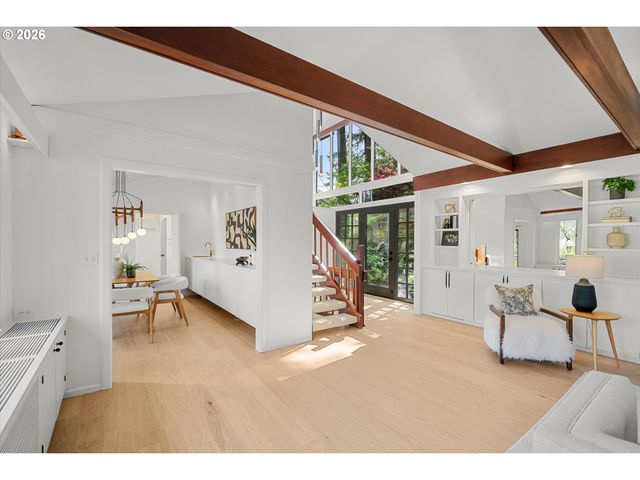 740 NORTHSHORE Rd, Lake Oswego, OR 97034