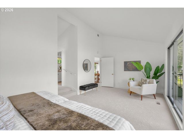 740 NORTHSHORE Rd, Lake Oswego, OR 97034