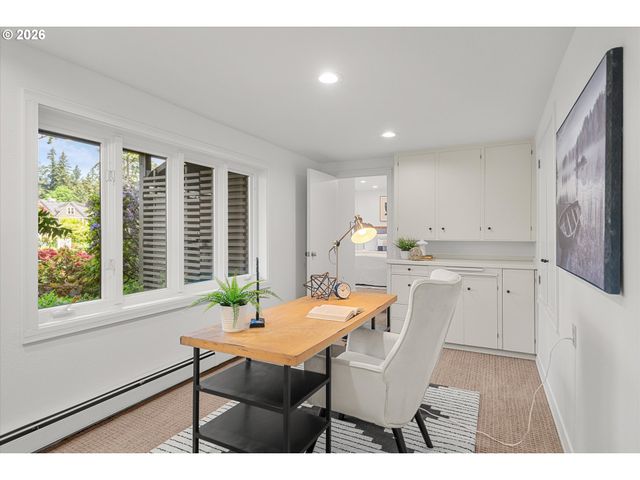 740 NORTHSHORE Rd, Lake Oswego, OR 97034