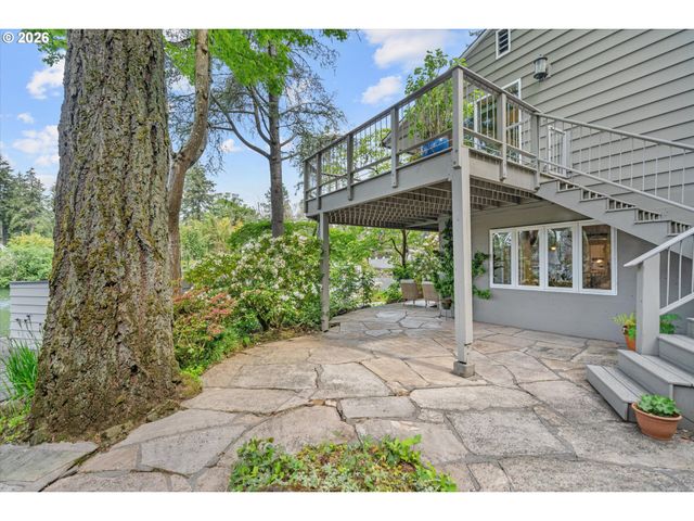740 NORTHSHORE Rd, Lake Oswego, OR 97034
