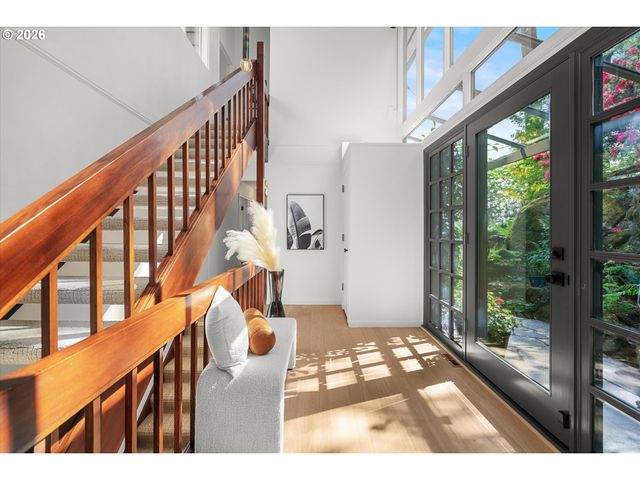 740 NORTHSHORE Rd, Lake Oswego, OR 97034