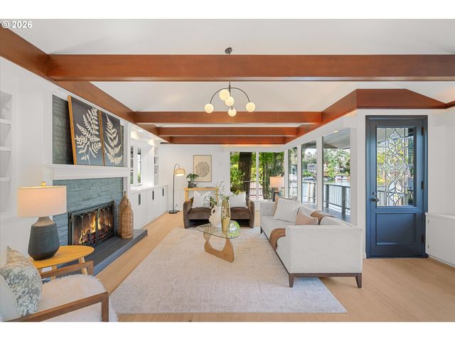740 NORTHSHORE Rd, Lake Oswego, OR 97034