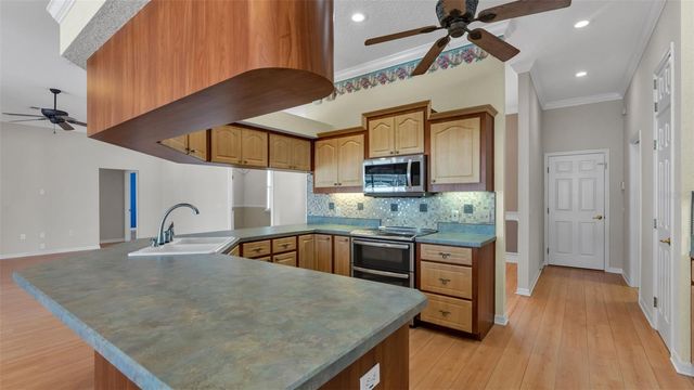 539 POWDER HORN ROW, Lakeland, FL 33809