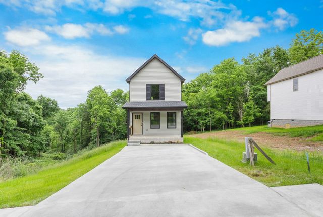 166 Oak St, Clarksville, TN 37042