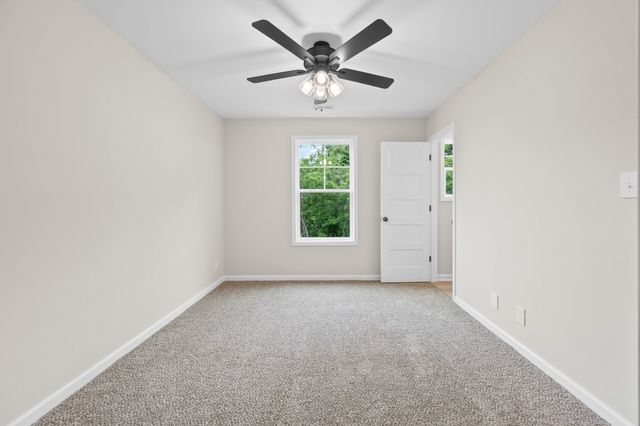 166 Oak St, Clarksville, TN 37042