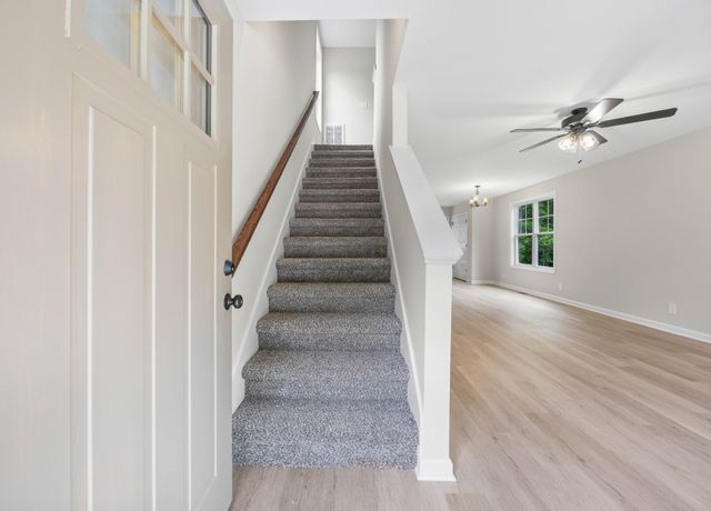 166 Oak St, Clarksville, TN 37042