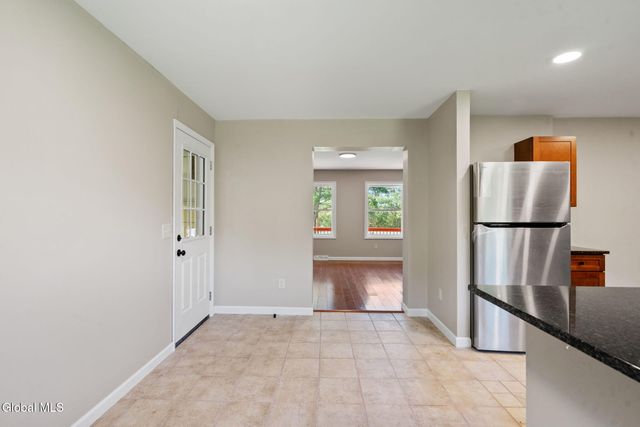 30 Dick Lynch Road, Stillwater, NY 12170