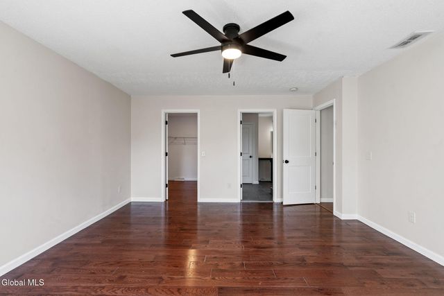 30 Dick Lynch Road, Stillwater, NY 12170